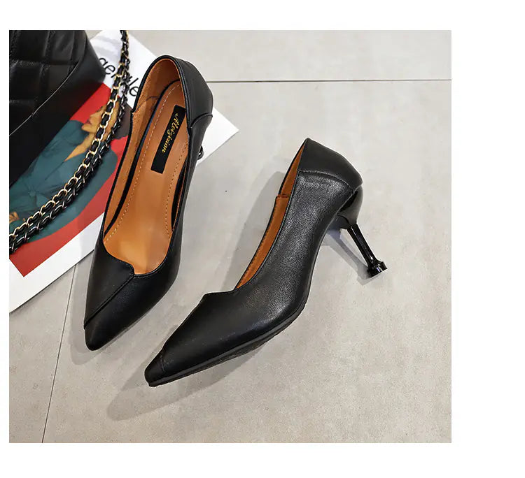 Tacones Altos Negros de Punta Afilada - tidovo